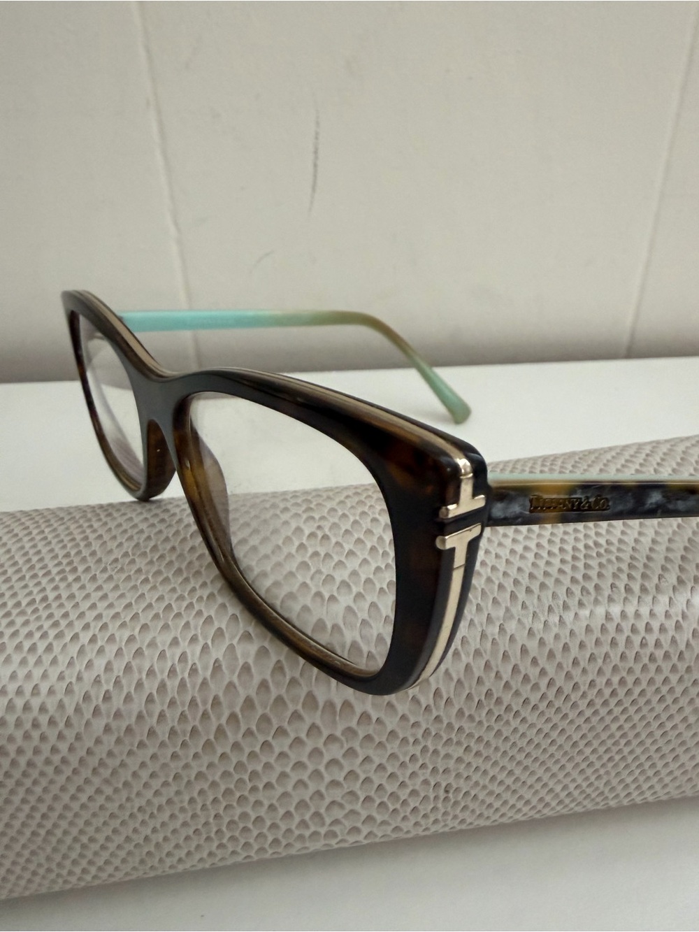 Tiffany & Co. Tortoiseshell Cat-Eye Reading Glasses Tiffany Blue